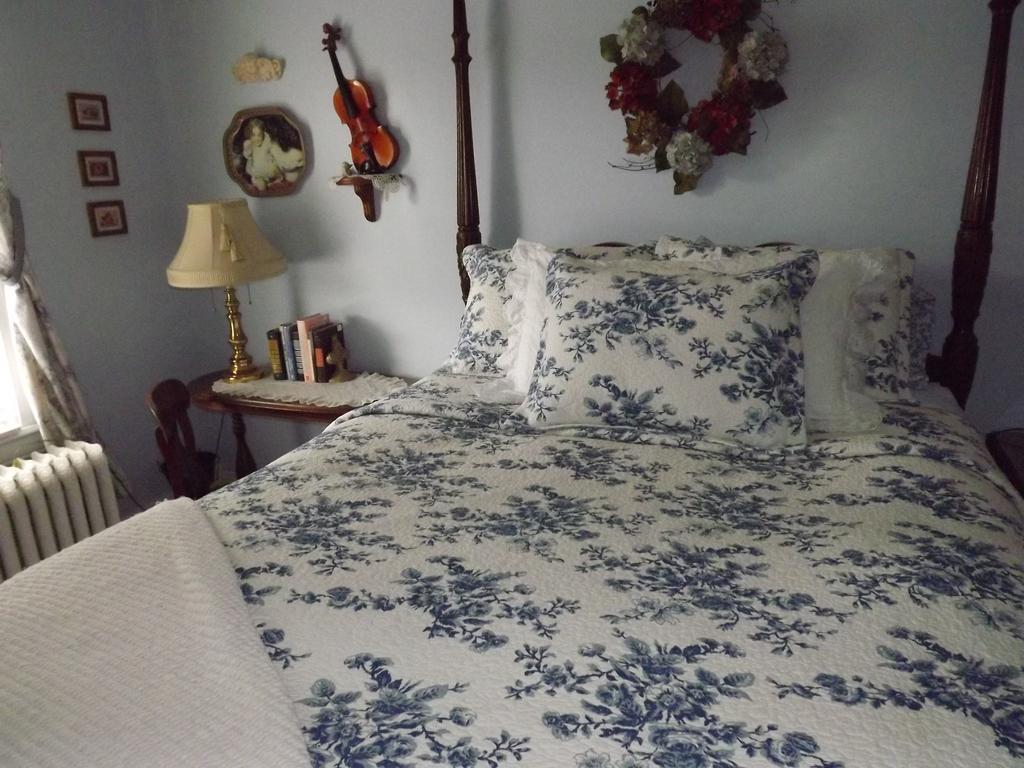 Belle Hearth Bed And Breakfast 韦恩斯伯勒 客房 照片