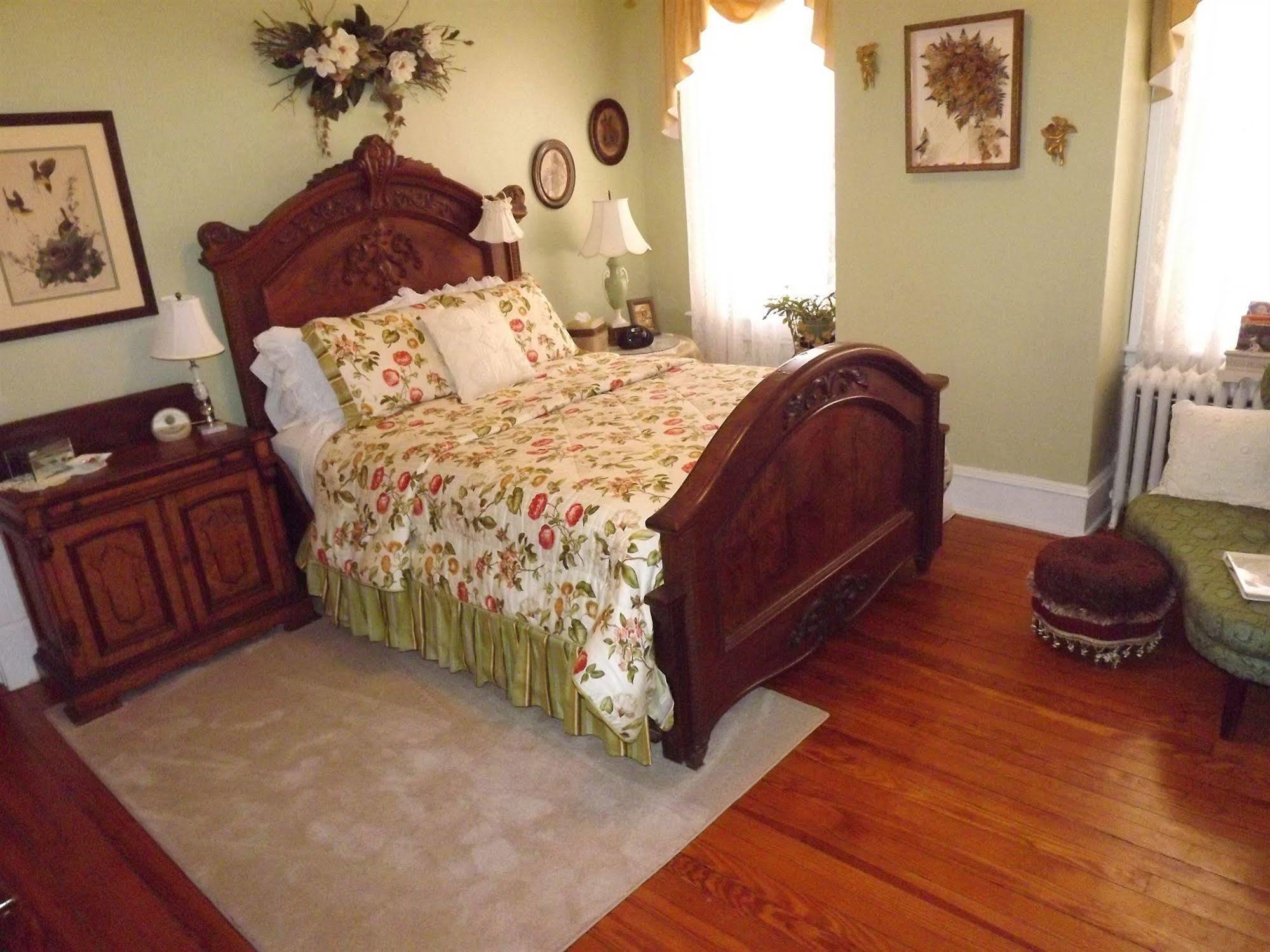 Belle Hearth Bed And Breakfast 韦恩斯伯勒 外观 照片